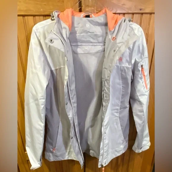 Free Country Light Gray and Coral Jacket - Picture 4 of 6